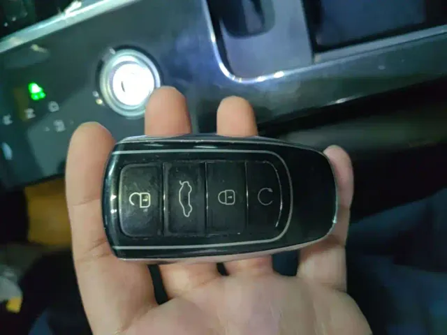 Chery Tiggo 8 PLUS 2021 290TGDI DCT Passion Edition — Фото автомобиля 8