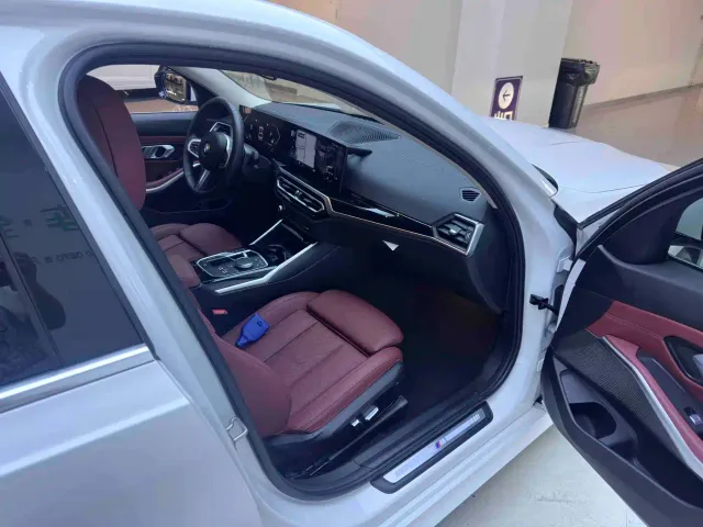 BMW 3 Series — Фото автомобиля 17