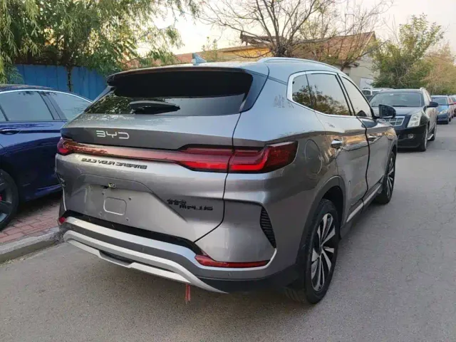BYD Song PLUS — Фото автомобиля 6