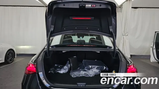 Mercedes-Benz E-Class W214 — Фото автомобиля 26