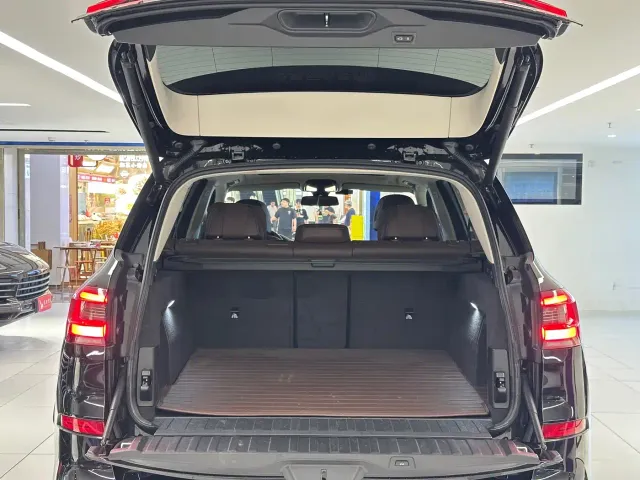 BMW X5 — Фото автомобиля 7
