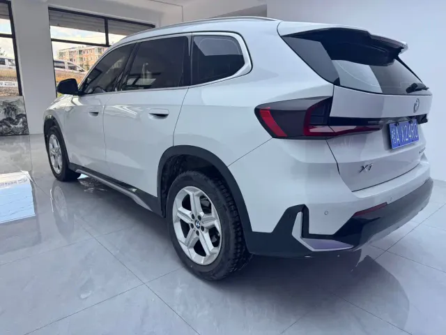 BMW X1 — Фото автомобиля 5