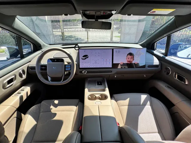 Li Auto i6 — Фото автомобиля 7