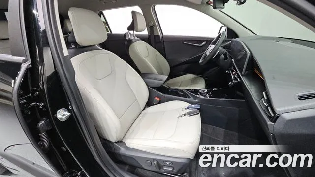 Kia Niro The All New Niro Signature — Фото автомобиля 12
