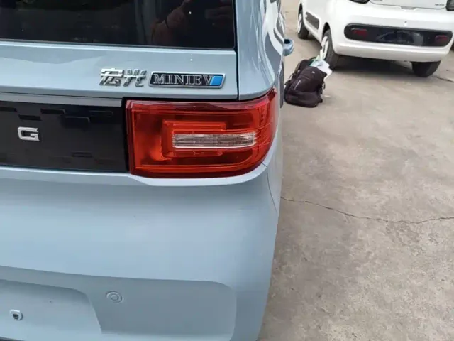 Wuling Hongguang Mini EV — Фото автомобиля 7
