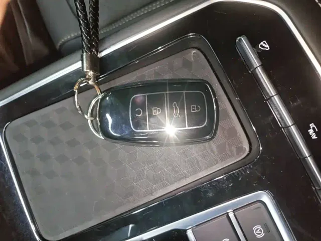 Chery Tiggo 8 — Фото автомобиля 8