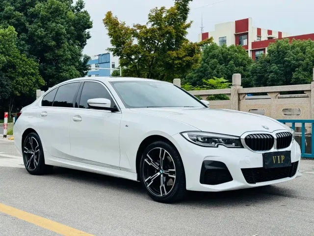 BMW 3 Series — Фото автомобиля 3