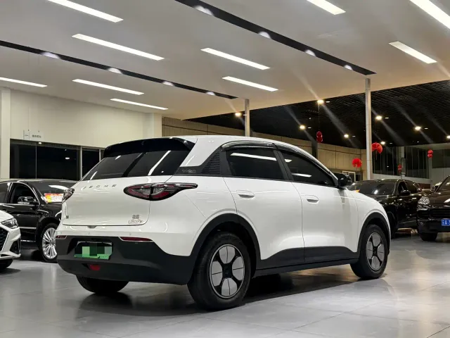 Geely Starry Wish — Фото автомобиля 3
