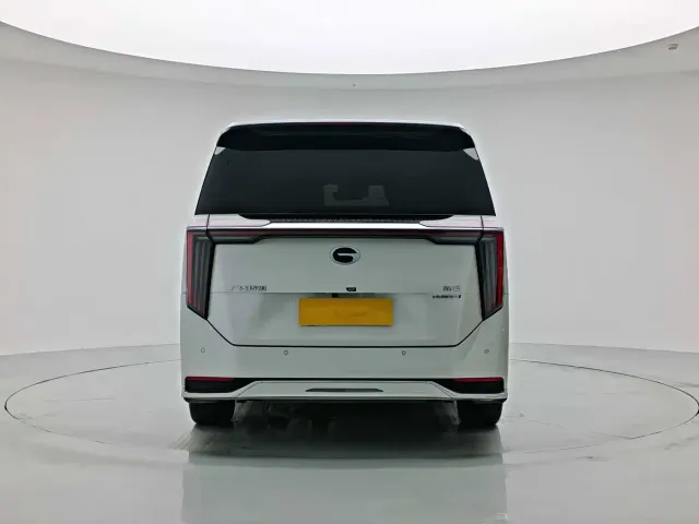 GAC Trumpchi M8 — Фото автомобиля 5