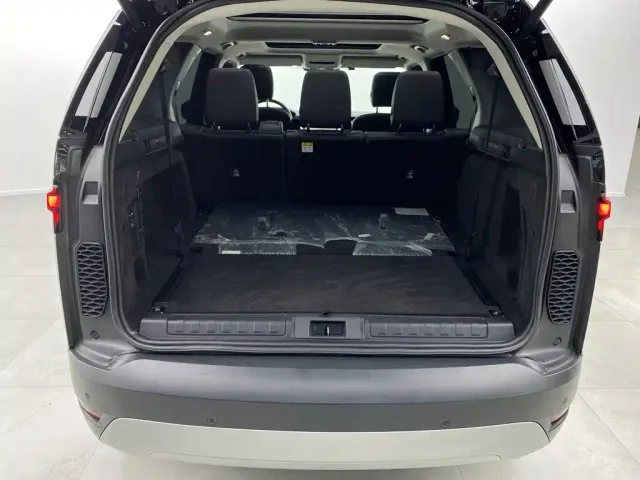 Land Rover Discovery — Фото автомобиля 10