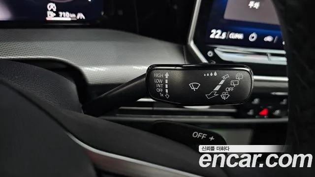 Volkswagen Golf Golf 8 поколение 2.0 TDI Prestige — Фото автомобиля 25