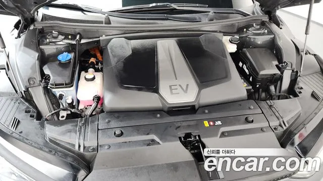 Kia EV6 — Фото автомобиля 4