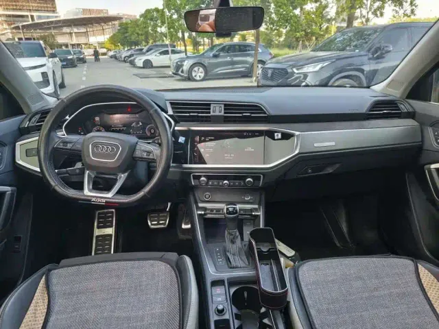 Audi Q3 — Фото автомобиля 8