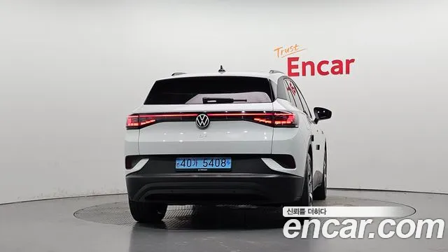 Volkswagen ID.4 — Фото автомобиля 3