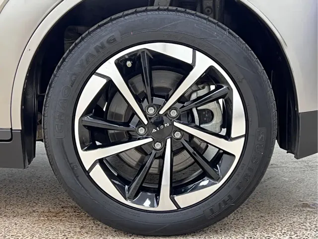 GAC Aion Y — Фото автомобиля 9