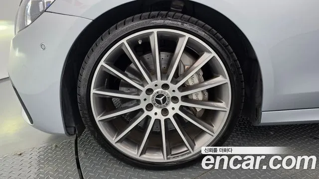 Mercedes-Benz E-Class W213 — Фото автомобиля 5