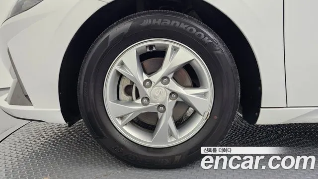 Hyundai AVANTE Avante (CN7) — Фото автомобиля 5