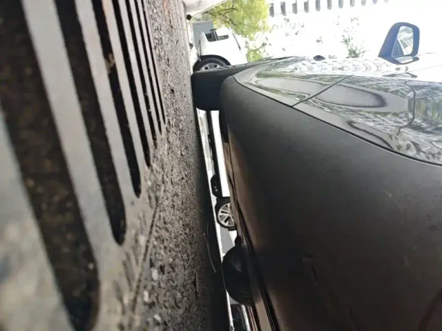 Tesla Model Y — Фото автомобиля 21