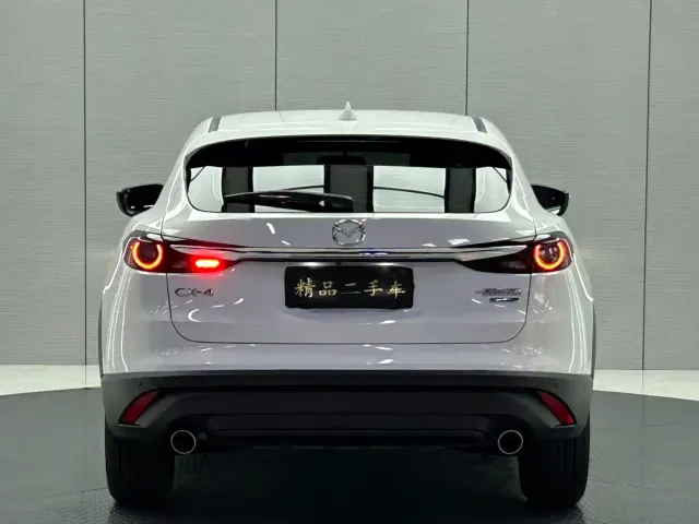 Mazda CX-4 — Фото автомобиля 4