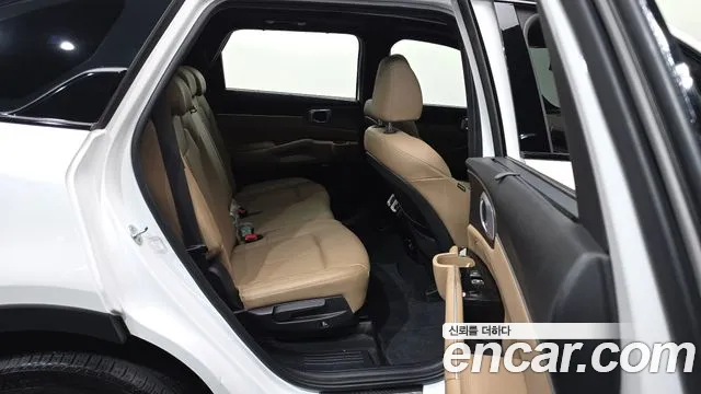 Kia Sorento Новый Sorento 4 поколение Дизель 2.2 4WD — Фото автомобиля 11