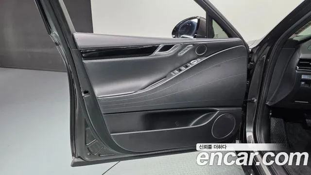 Genesis G80 RG3 — Фото автомобиля 13