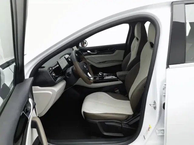 BYD Qin PLUS — Фото автомобиля 10