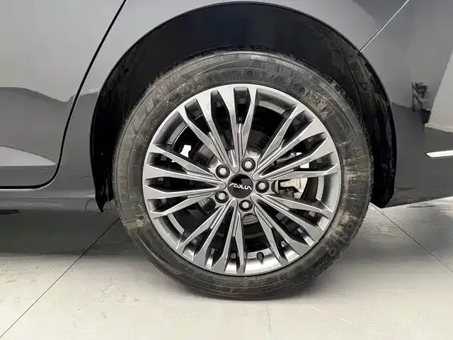 Dongfeng Yixuan MAX — Фото автомобиля 19