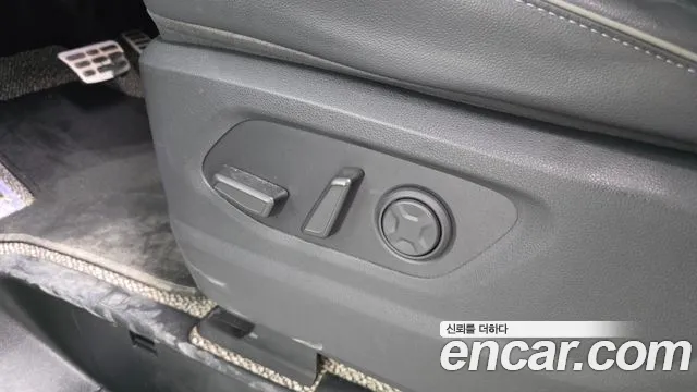 Hyundai Staria Staria L3.5 Lounge 9 мест — Фото автомобиля 28