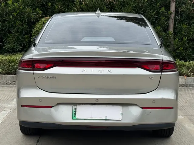 GAC Aion S — Фото автомобиля 4