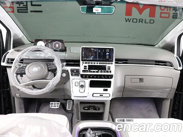 Hyundai Staria Staria 4WD Lounge 7 мест — Фото автомобиля 14