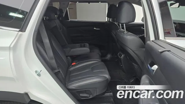 Hyundai Santa Fe New — Фото автомобиля 12