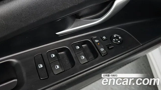 Hyundai Avante CN7 — Фото автомобиля 16