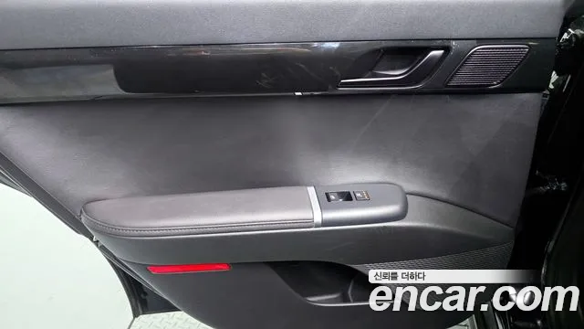 Hyundai Grandeur Grandeur (GN7) 3.5 Бензин 2WD — Фото автомобиля 25
