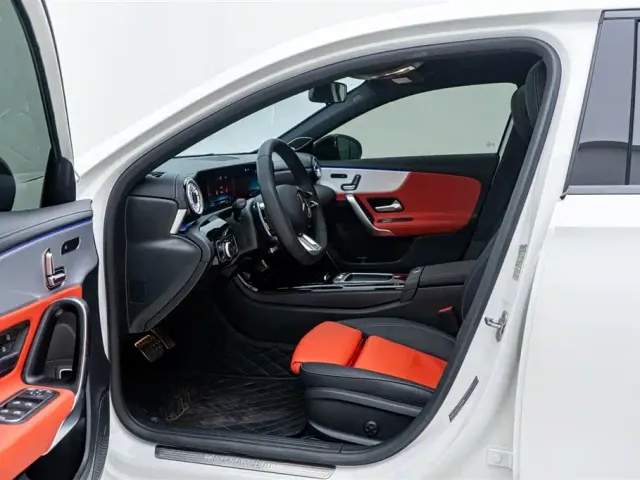 Mercedes-Benz A-Class AMG — Фото автомобиля 16