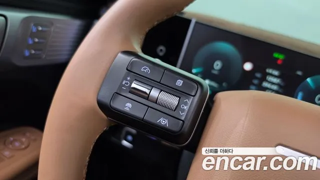 Hyundai Santa Fe MX5 — Фото автомобиля 20