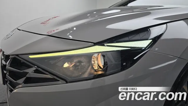 Hyundai Avante CN7 — Фото автомобиля 7
