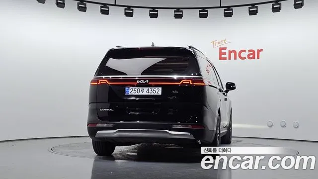 Kia Canival Carnival 4 поколение Дизель 9 мест Noblesse — Фото автомобиля 4