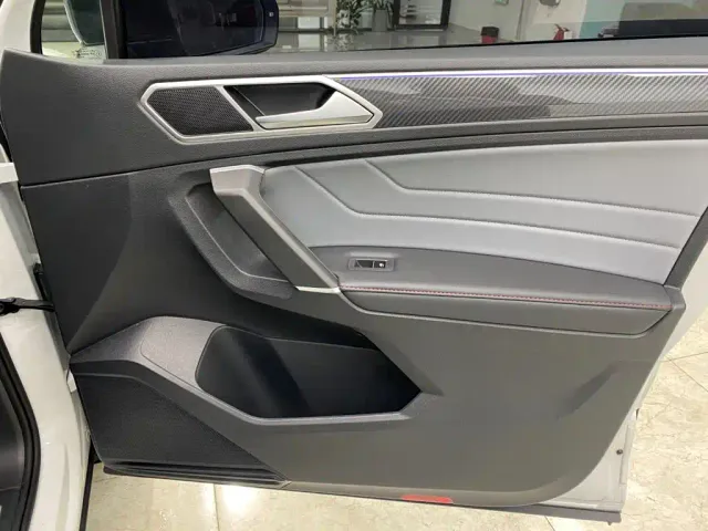 Volkswagen Tiguan X — Фото автомобиля 15