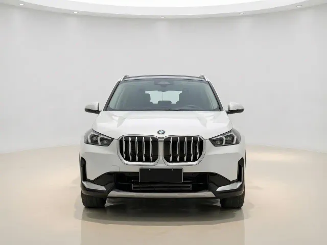 BMW X1 — Фото автомобиля 2