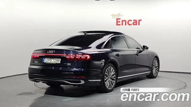 Audi A8 55 TFSI quattro Premium LWB — Фото автомобиля 2