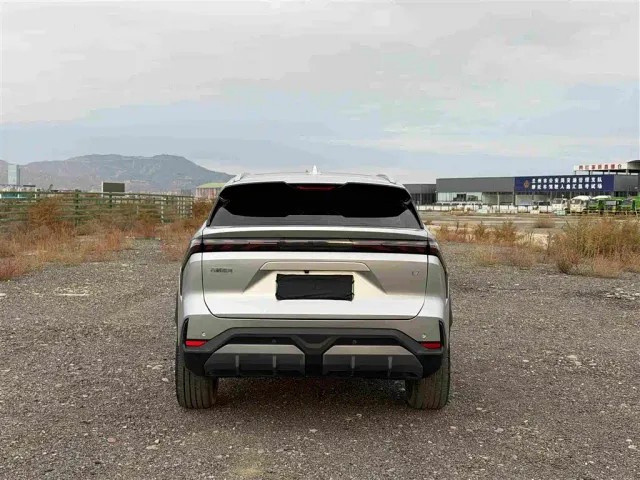Geely Galaxy L7 — Фото автомобиля 5