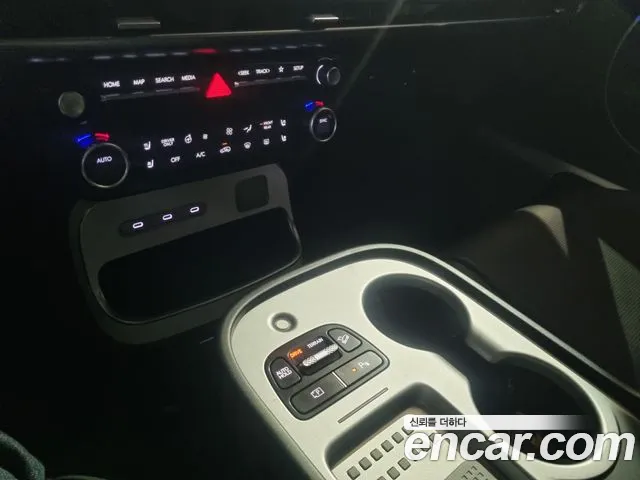 Hyundai Ioniq 9 — Фото автомобиля 13