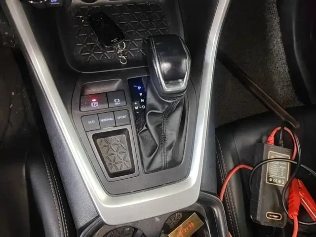 Toyota Wildlander — Фото автомобиля 13