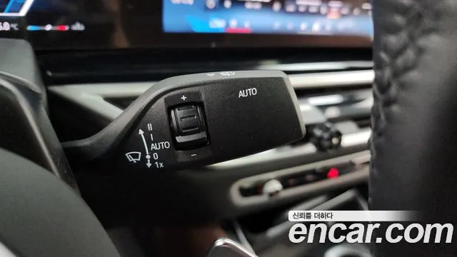 BMW X6 xDrive40i M Sport — Фото автомобиля 26