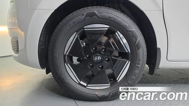 Hyundai Staria — Фото автомобиля 5