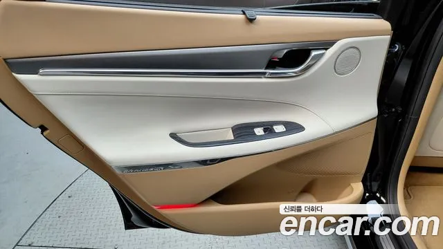 Hyundai Grandeur Grandeur (New) — Фото автомобиля 14