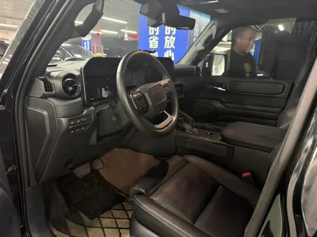Toyota Prado — Фото автомобиля 13