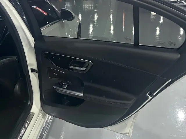 Mercedes-Benz C-Class — Фото автомобиля 6