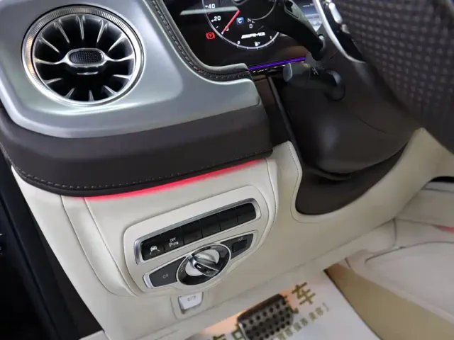 Mercedes-Benz Mercedes-Benz G-Class AMG 2023 AMG G 63 — Фото автомобиля 27