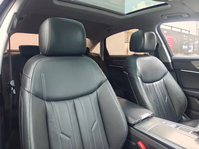 Audi A6L — Фото автомобиля 14